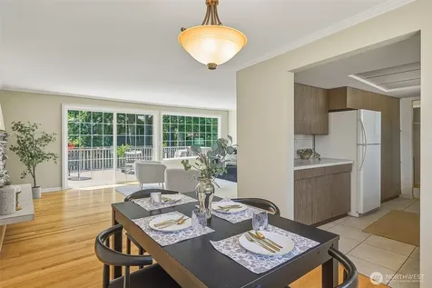 9804 241st Place SW Edmonds WA 98020