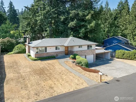 9804 241st Place SW Edmonds WA 98020