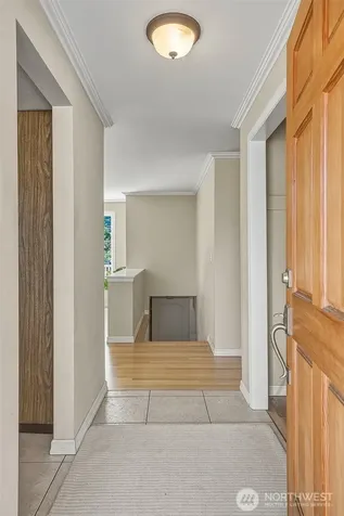 9804 241st Place SW Edmonds WA 98020