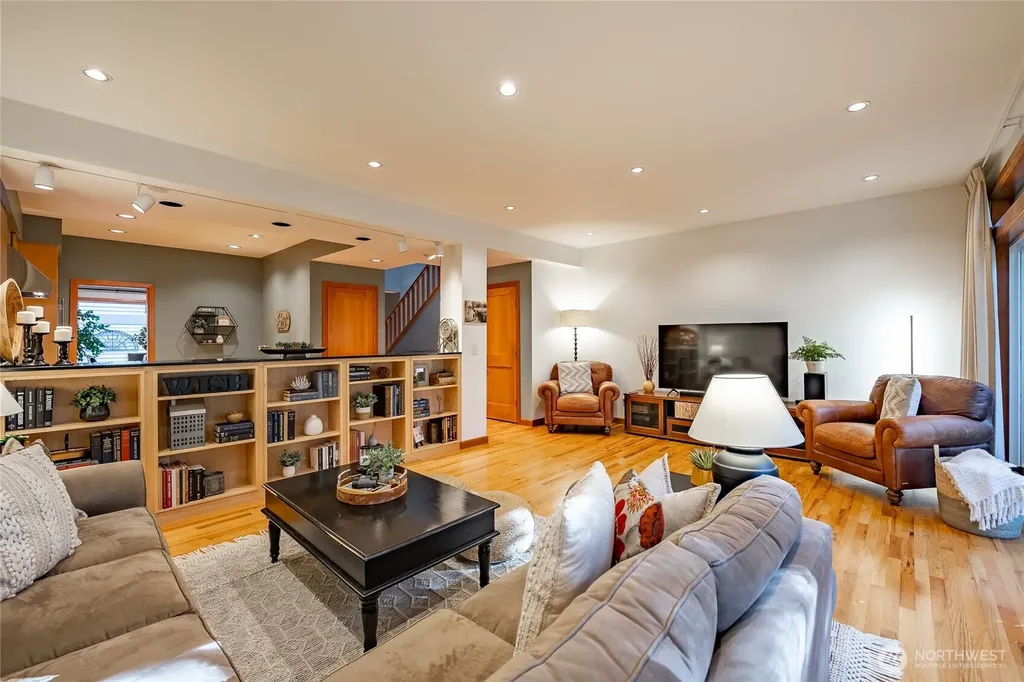 9141 Gleneagle Drive Blaine WA 98230