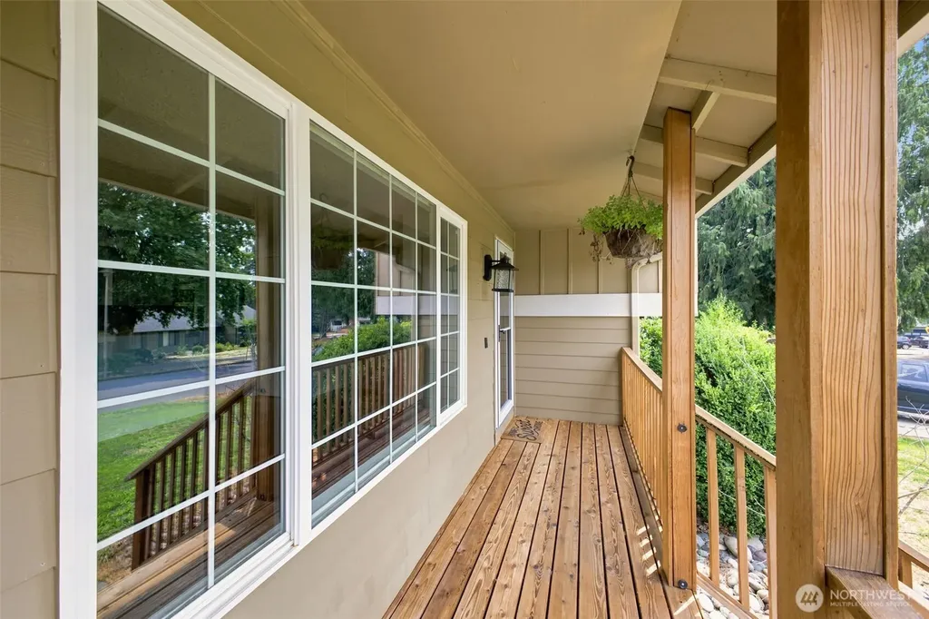2417 SE Higgins Drive Vancouver WA 98683