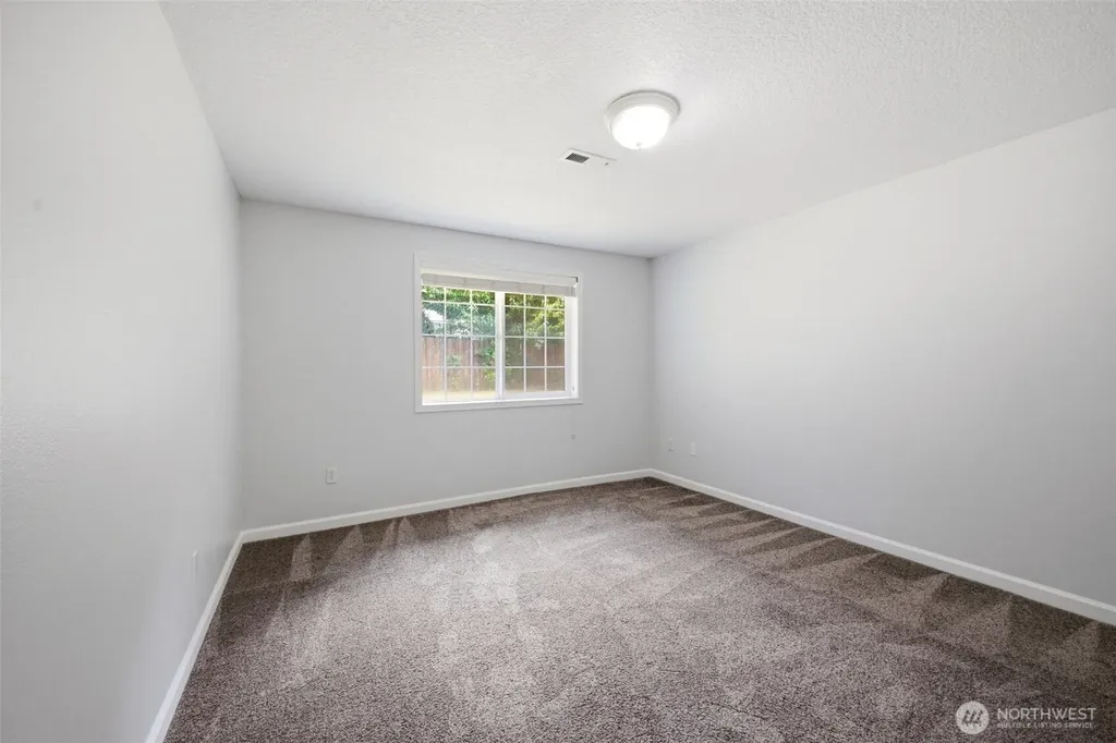 2417 SE Higgins Drive Vancouver WA 98683