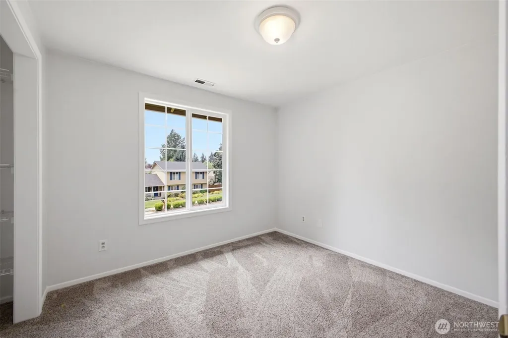 2417 SE Higgins Drive Vancouver WA 98683