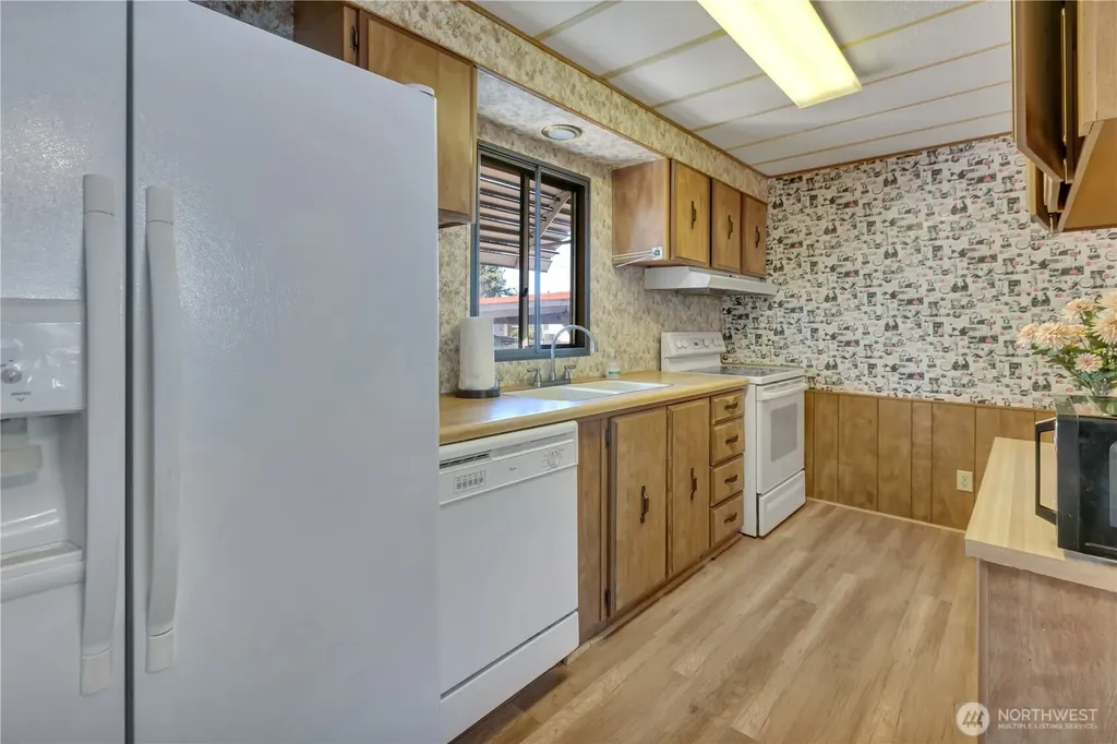 4707 Black Lake Belmore Road SW Olympia WA 98512