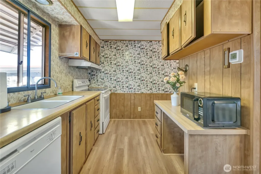 4707 Black Lake Belmore Road SW Olympia WA 98512