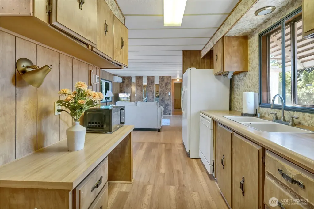4707 Black Lake Belmore Road SW Olympia WA 98512