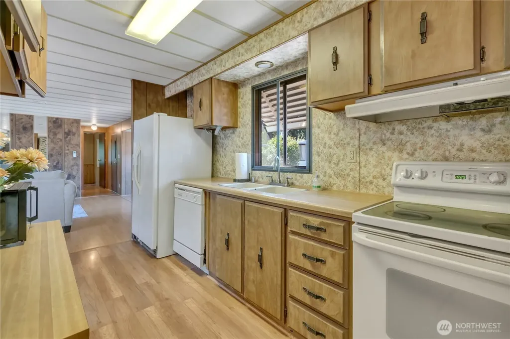 4707 Black Lake Belmore Road SW Olympia WA 98512
