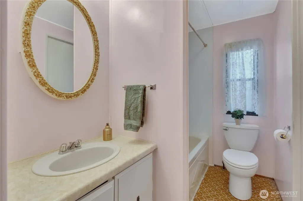 4707 Black Lake Belmore Road SW Olympia WA 98512