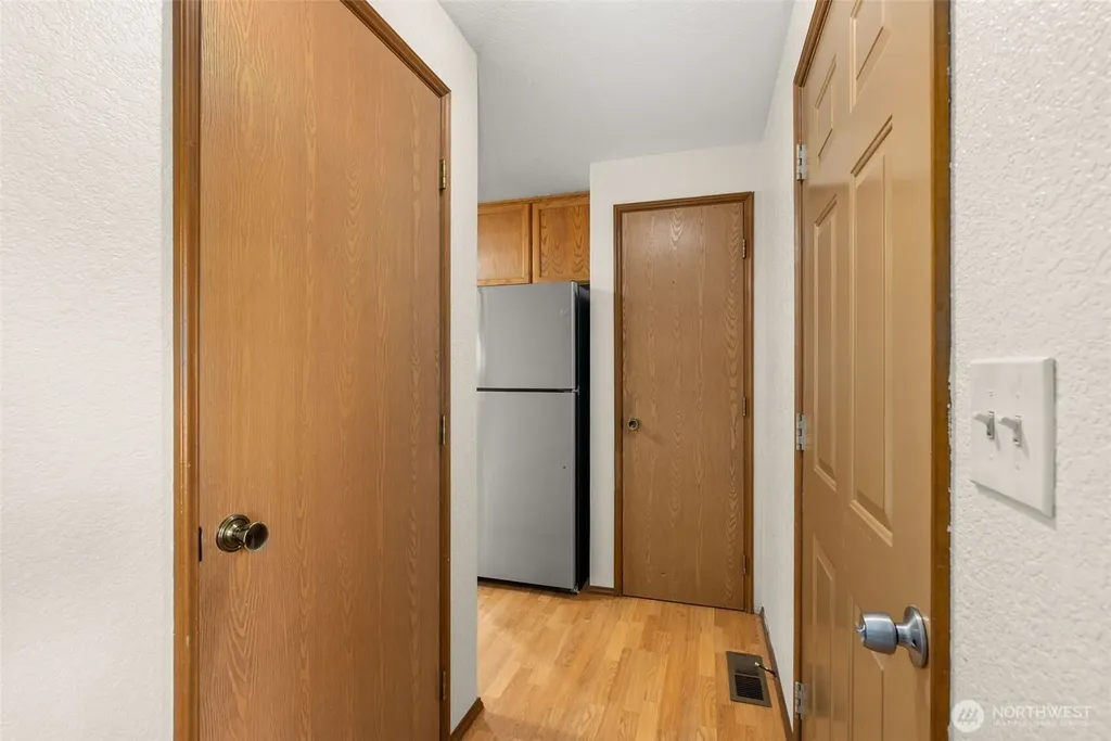 5006 Marian Drive NE Olympia WA 98516