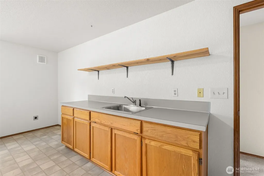 5006 Marian Drive NE Olympia WA 98516