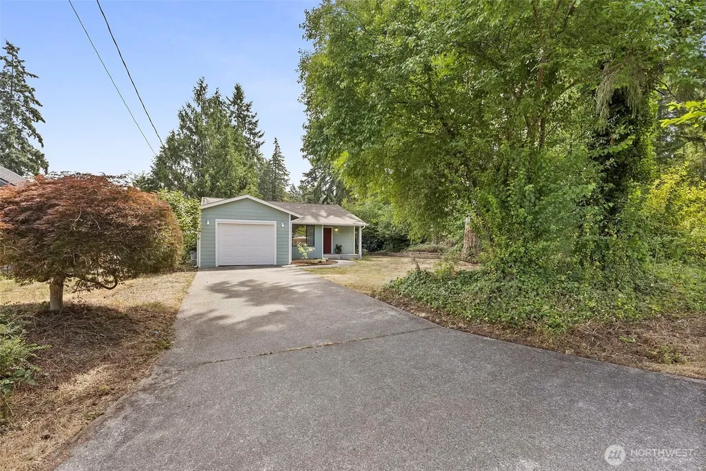 5006 Marian Drive NE Olympia WA 98516
