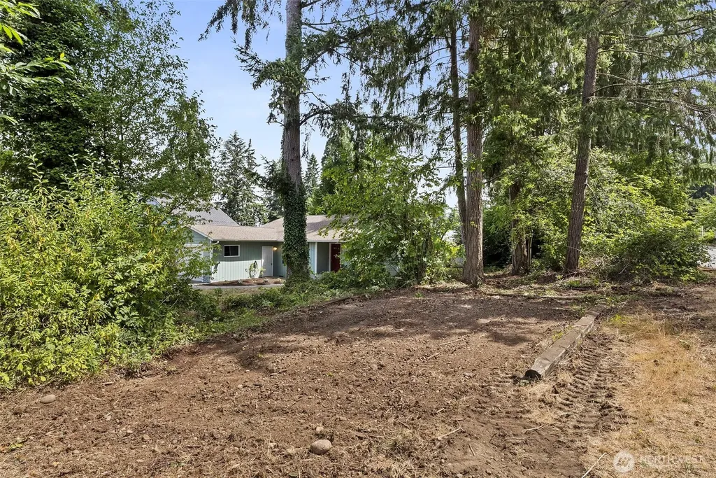 5006 Marian Drive NE Olympia WA 98516
