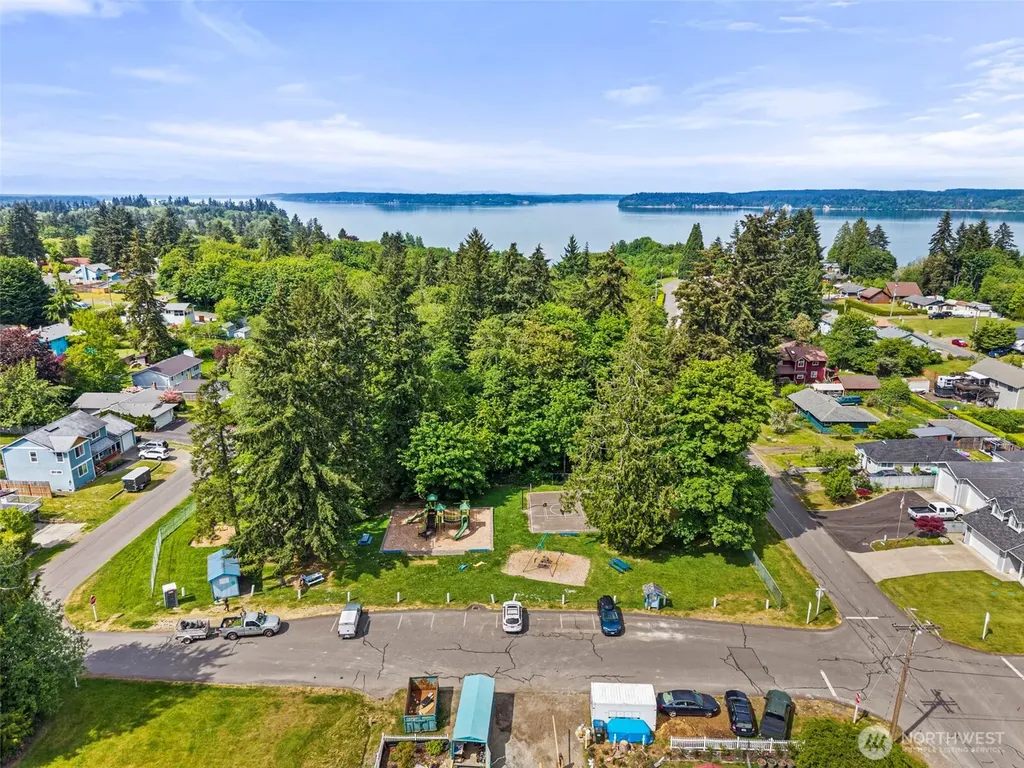 5006 Marian Drive NE Olympia WA 98516