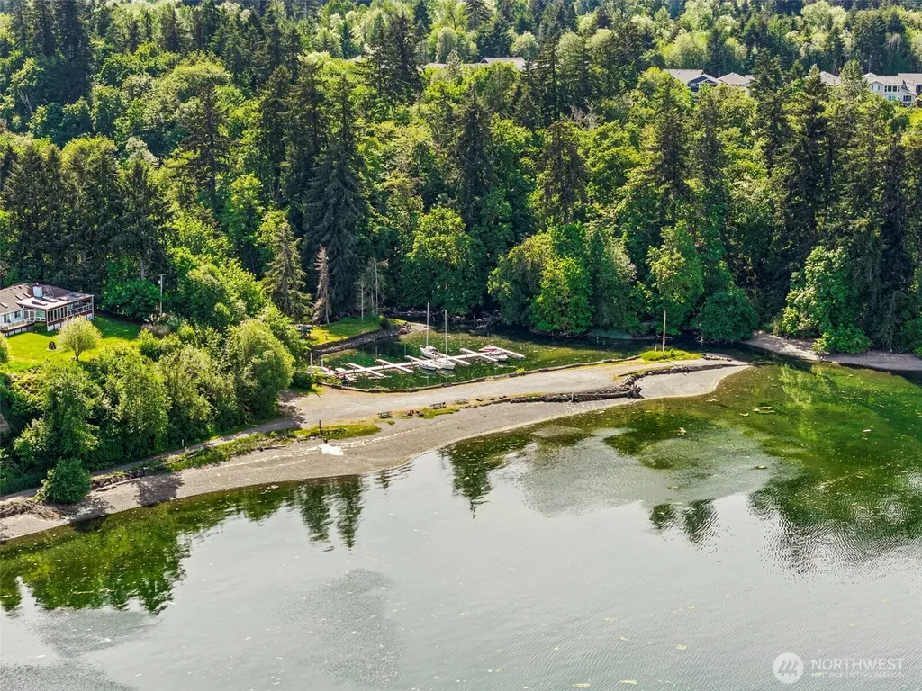 5006 Marian Drive NE Olympia WA 98516