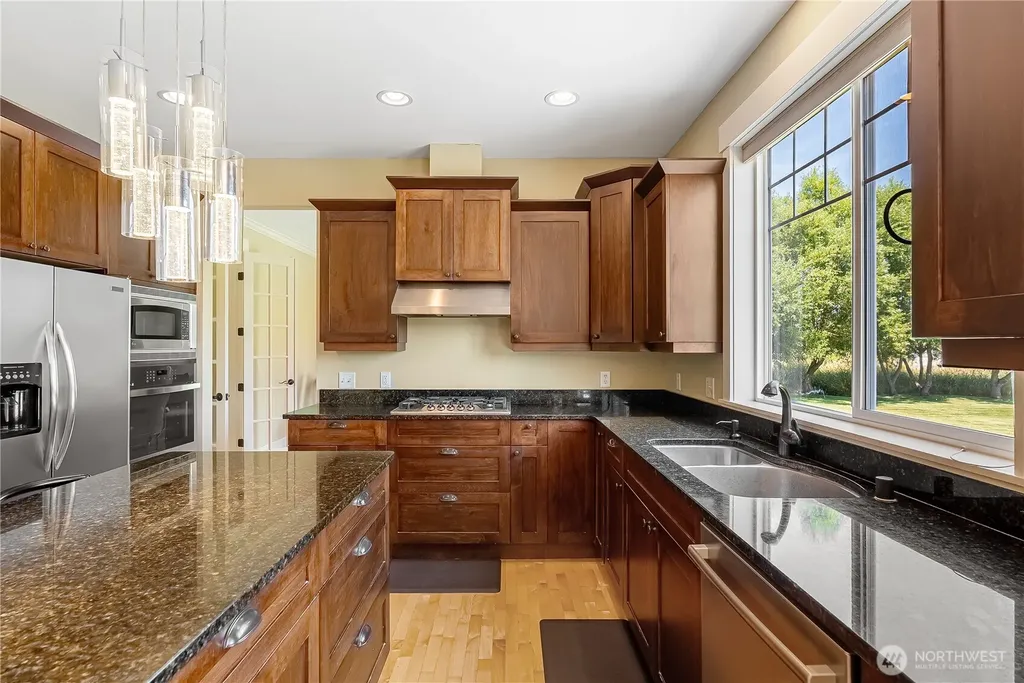 3210 White Swan Lane Ferndale WA 98248