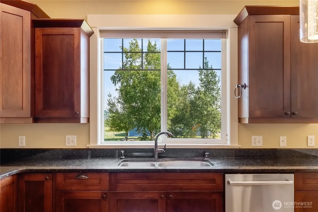 3210 White Swan Lane Ferndale WA 98248