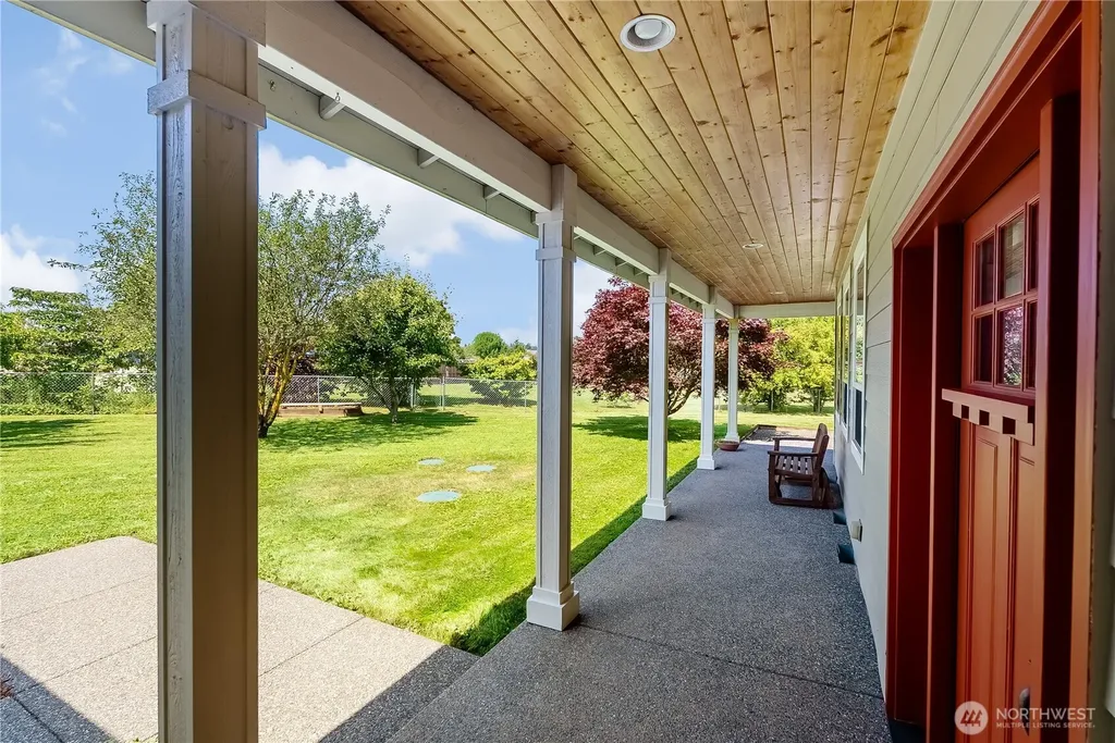3210 White Swan Lane Ferndale WA 98248