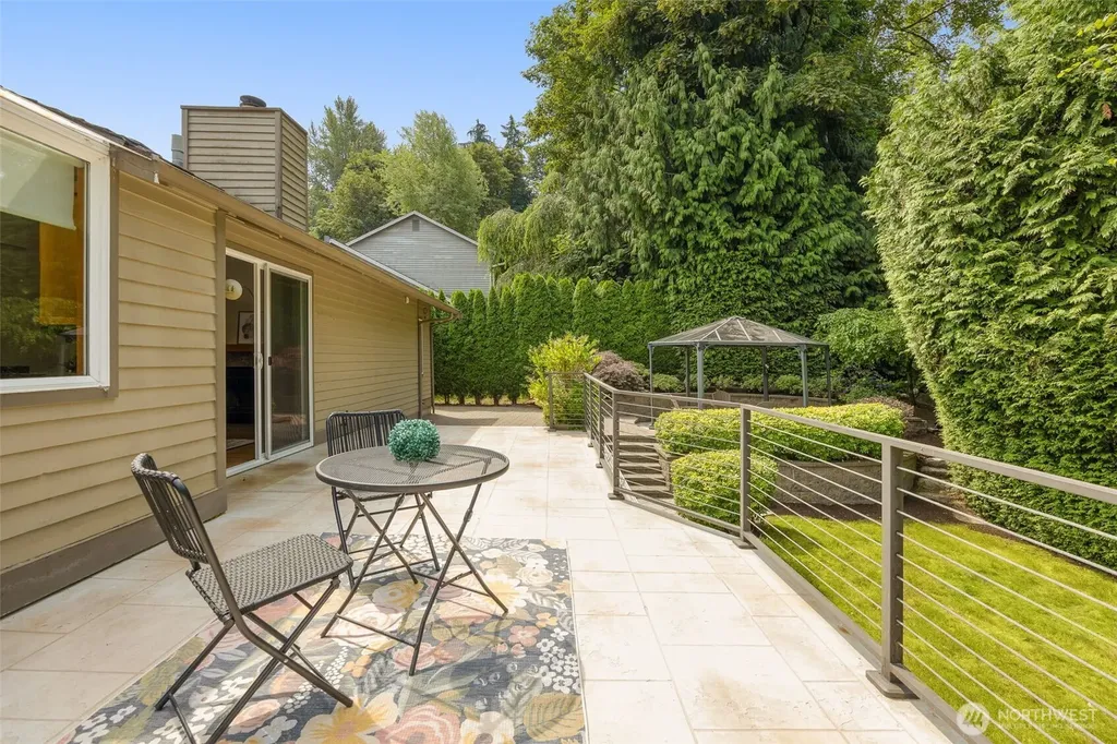 10821 181st Avenue NE Redmond WA 98052