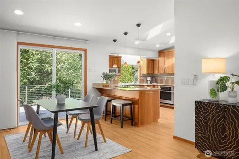 10821 181st Avenue NE Redmond WA 98052