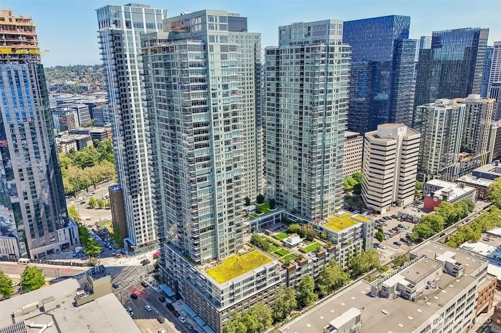 588 Bell Street Seattle WA 98121