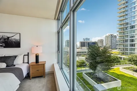 588 Bell Street Seattle WA 98121