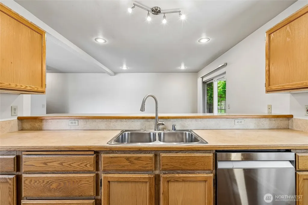 2110 Highland Avenue Everett WA 98201