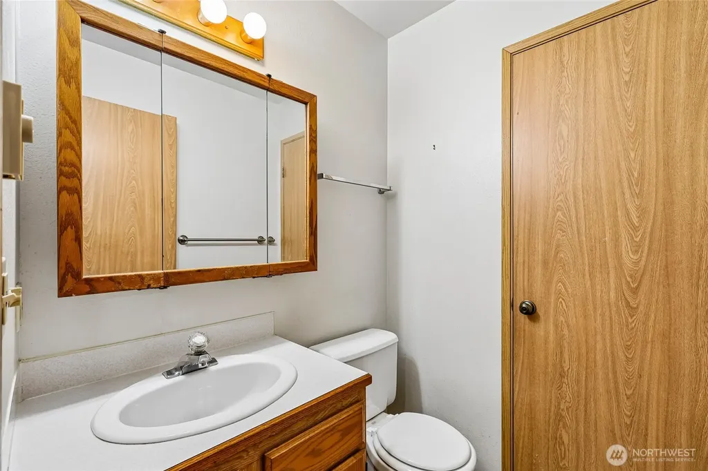 2110 Highland Avenue Everett WA 98201