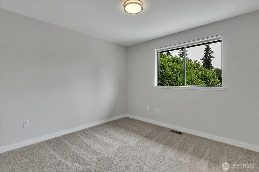 1811 162nd Street E Tacoma WA 98445