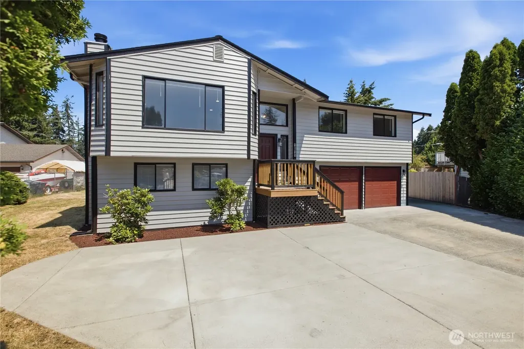1811 162nd Street E Tacoma WA 98445