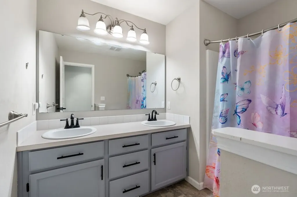 15315 105th Avenue SE Yelm WA 98597