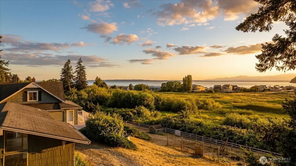 6054 Snapdragon Lane Clinton WA 98236