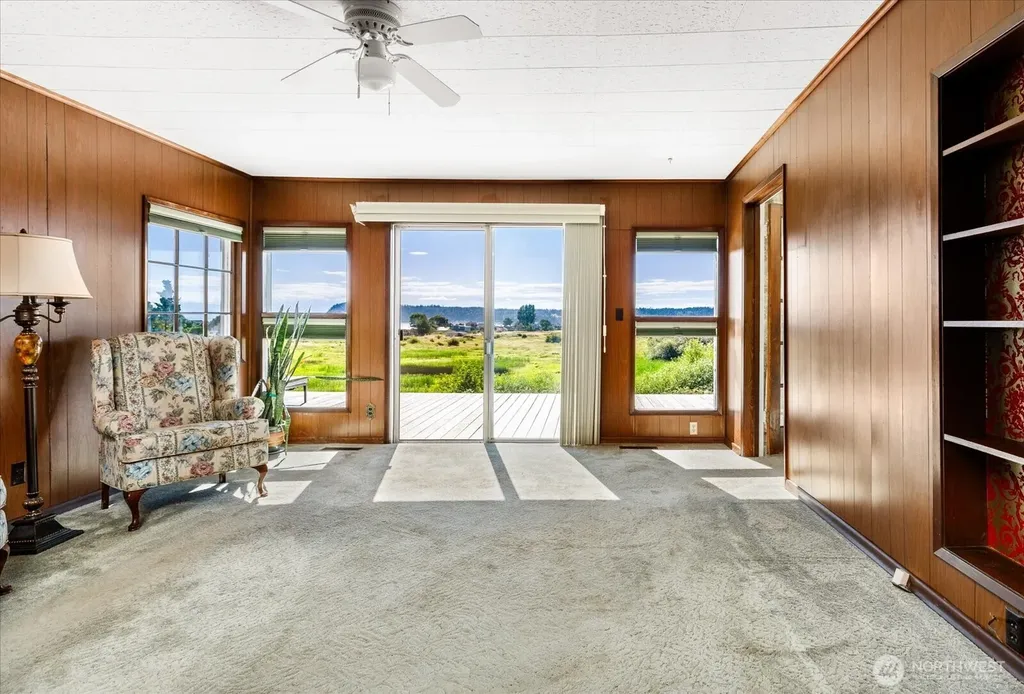 6054 Snapdragon Lane Clinton WA 98236