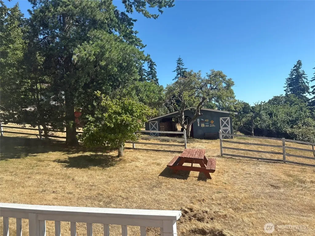 6054 Snapdragon Lane Clinton WA 98236