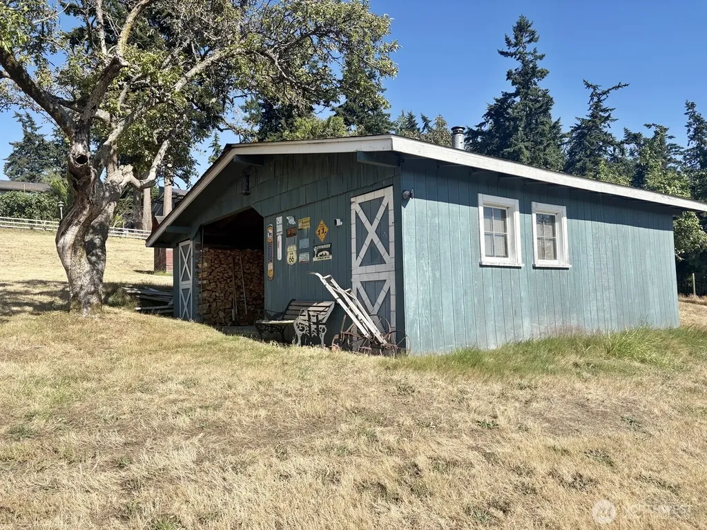 6054 Snapdragon Lane Clinton WA 98236