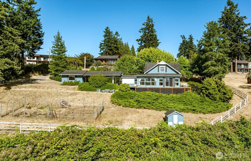 6054 Snapdragon Lane Clinton WA 98236