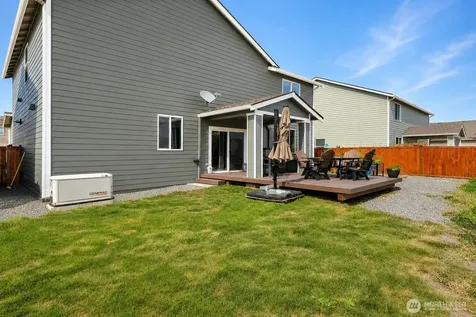 516 Petersen Drive E Enumclaw WA 98022
