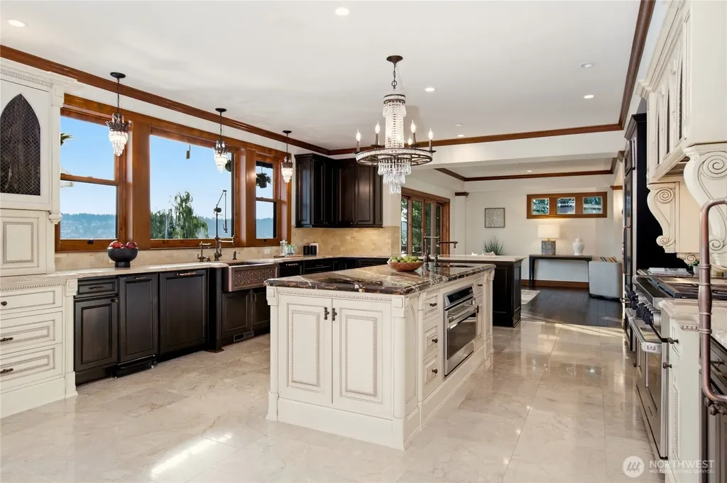 2845 E Lake Sammamish Parkway SE Sammamish WA 98075