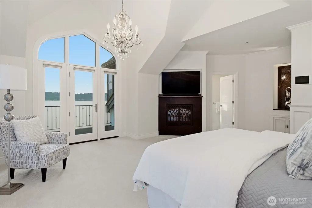 2845 E Lake Sammamish Parkway SE Sammamish WA 98075