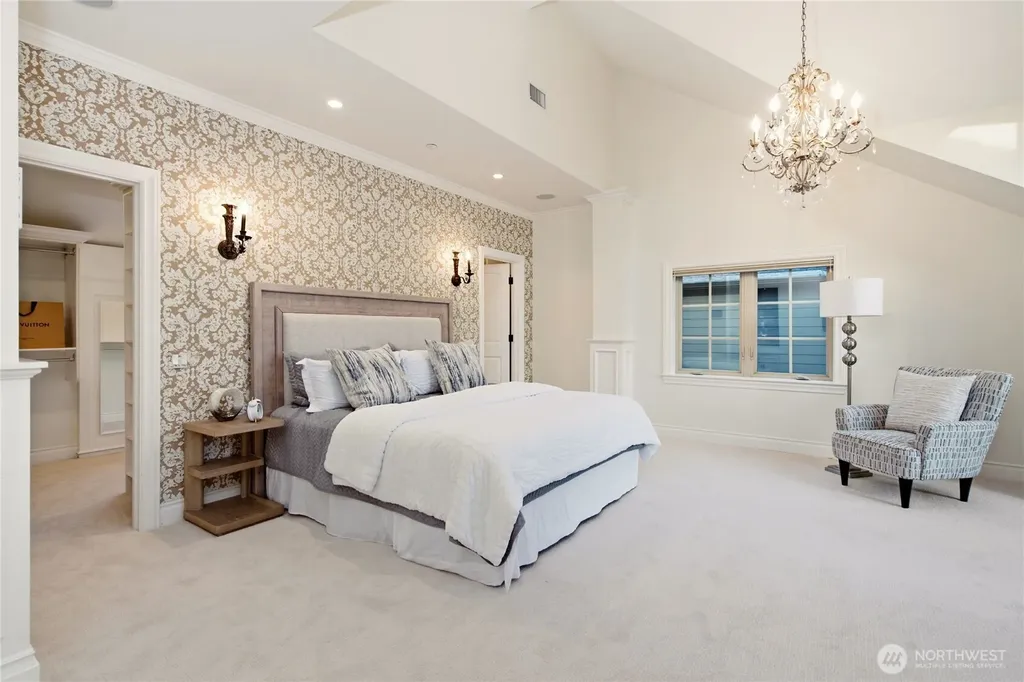 2845 E Lake Sammamish Parkway SE Sammamish WA 98075