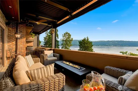 2845 E Lake Sammamish Parkway SE Sammamish WA 98075
