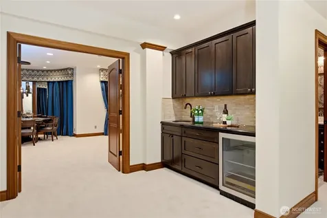 2845 E Lake Sammamish Parkway SE Sammamish WA 98075