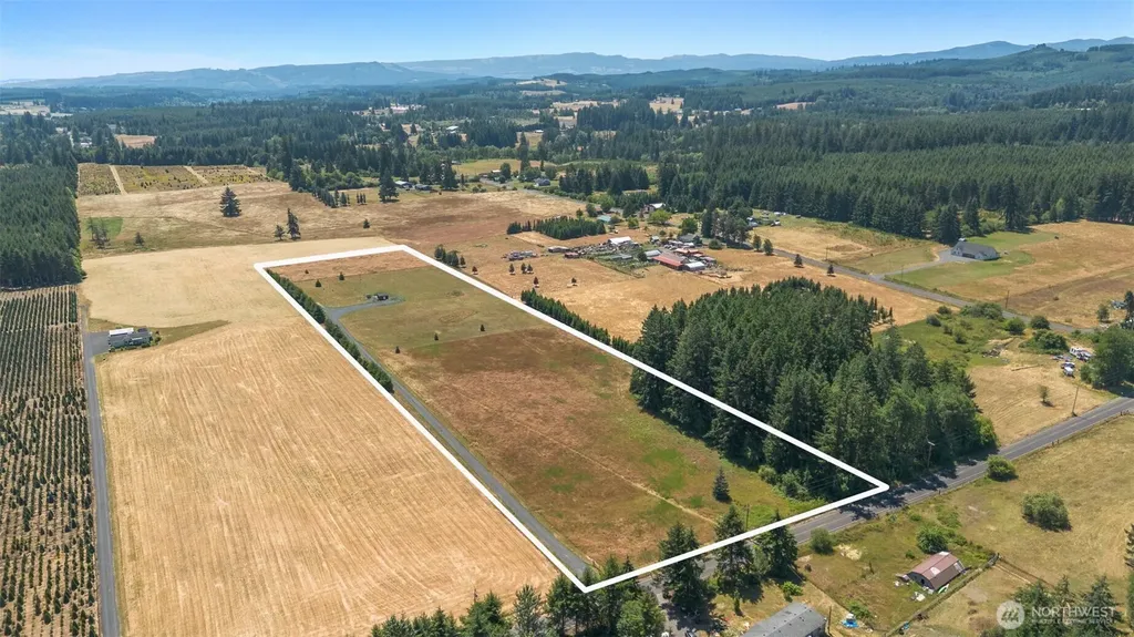 177 Nelson Road Winlock WA 98596