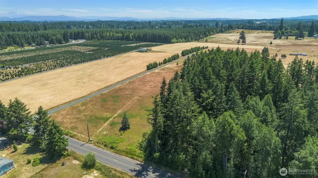 177 Nelson Road Winlock WA 98596