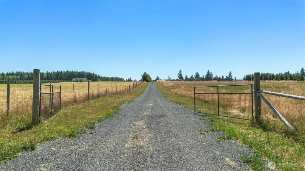 177 Nelson Road Winlock WA 98596