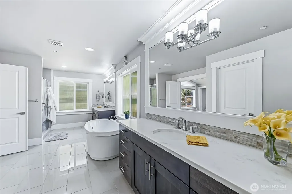 13628 NE 133rd Place Kirkland WA 98034