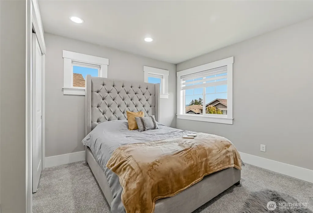 13628 NE 133rd Place Kirkland WA 98034