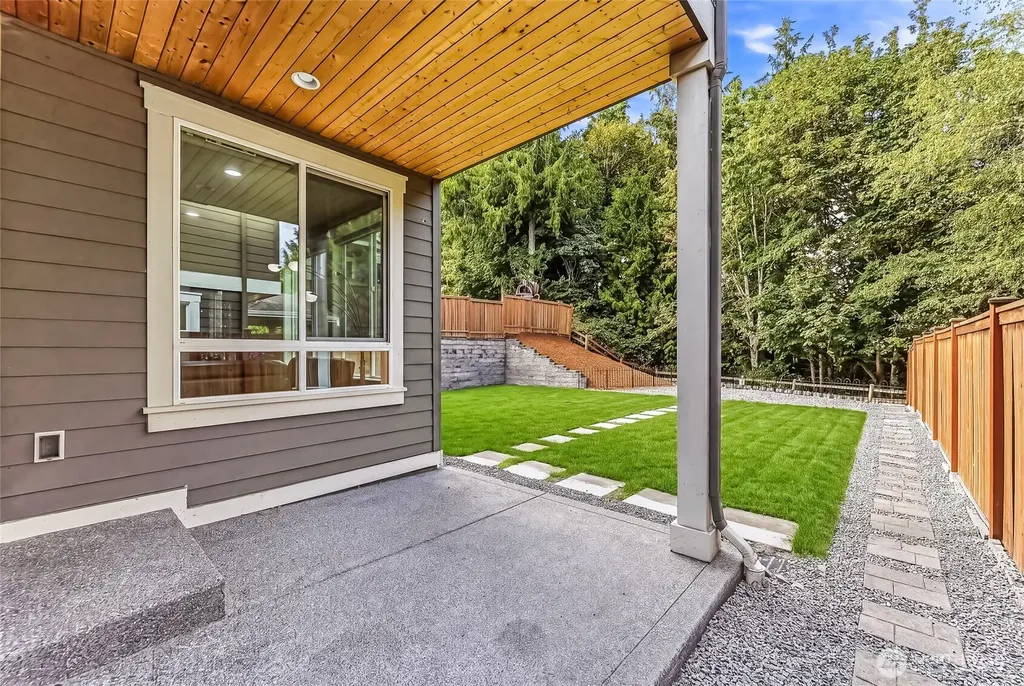 13628 NE 133rd Place Kirkland WA 98034