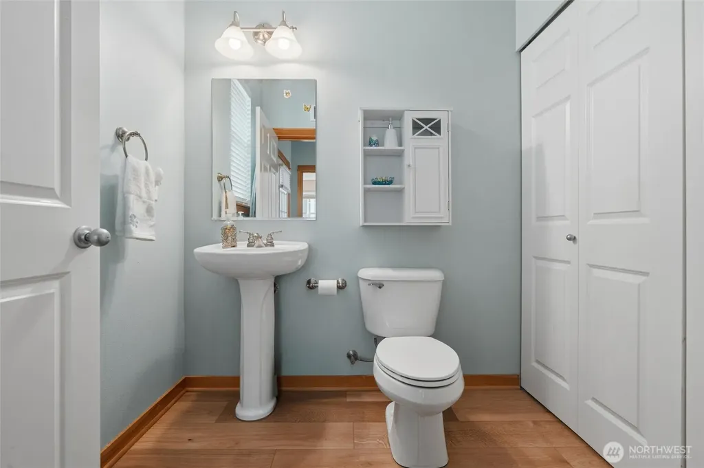 104 NE Whimbrel Lane Poulsbo WA 98370