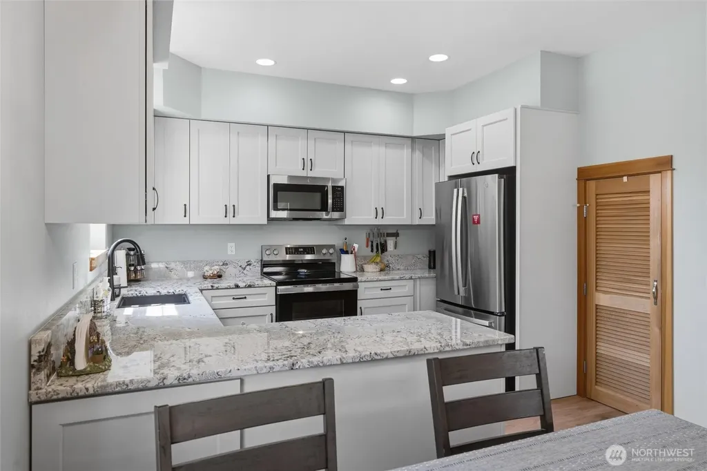 104 NE Whimbrel Lane Poulsbo WA 98370