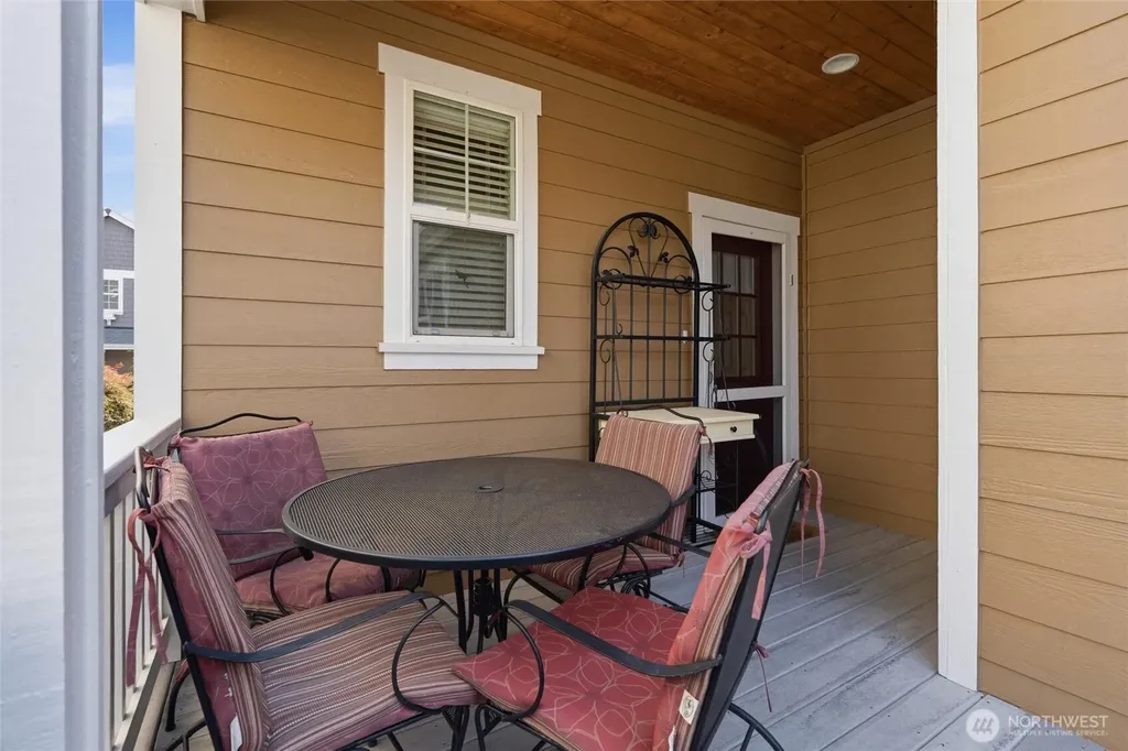 104 NE Whimbrel Lane Poulsbo WA 98370